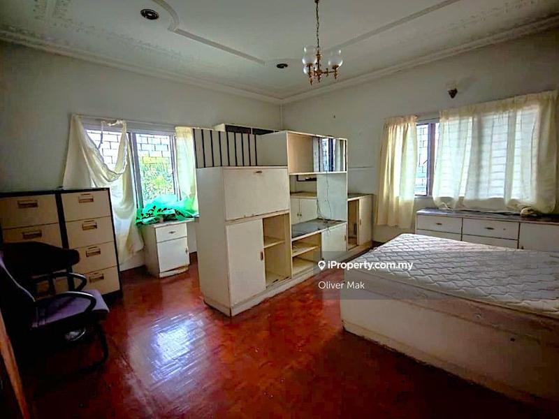 Bungalow House for Rent in Taman Overseas Union (Taman Oug), Jalan Klang Lama (Old Klang Road) by Oliver Mak - iProperty.com.my