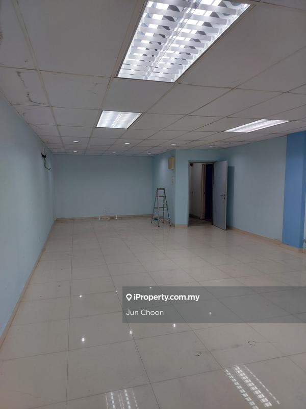 For Sale - Phoenix Business Park (Megan Phoenix)