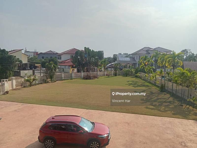 Bungalow House for Sale in Kampung Selamat, Sitiawan by Vincent Har - iProperty.com.my