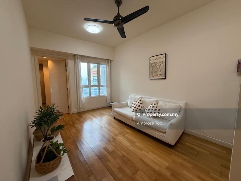 Kondominium untuk Dijual di Tiffani Kiara oleh Ambrose Too - living hall - iProperty.com.my