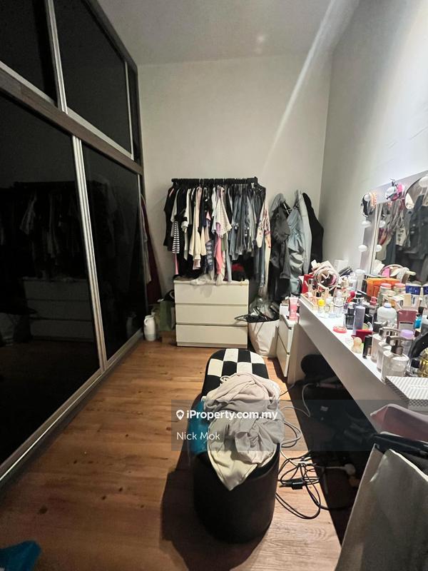 Kediaman Servis untuk Dijual di Paramount Utropolis oleh Nick Mok - iProperty.com.my