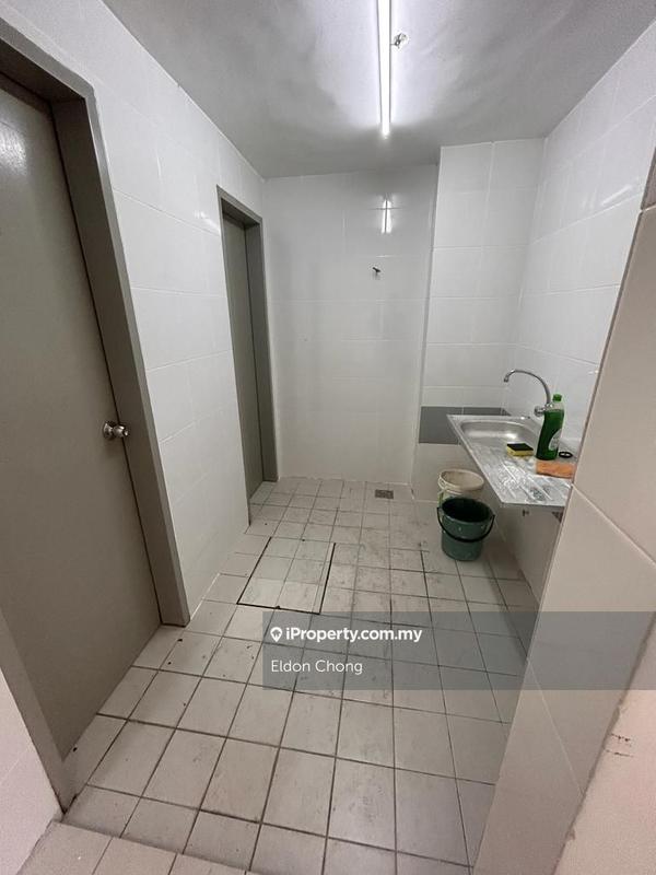 Shop / Office for Sale in Bandar Seri Putra, Bangi by Eldon Chong - iProperty.com.my