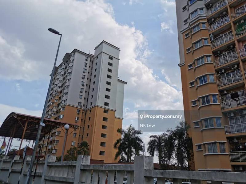 Apartment for Sale in Puteri Bayu Apartment by NK Lew - iProperty.com.my