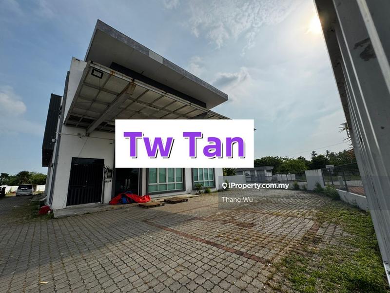 For Rent - Detached1.5-Storey Light Industrial Factory Warehouse @ Alma Impian
