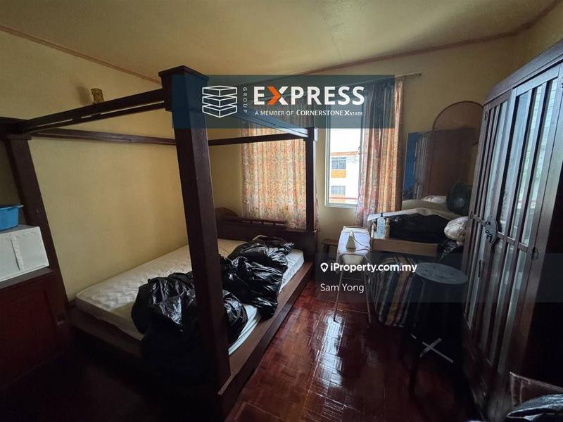 Semi-Detached House for Sale in Pujut, Miri by Sam Yong - iProperty.com.my