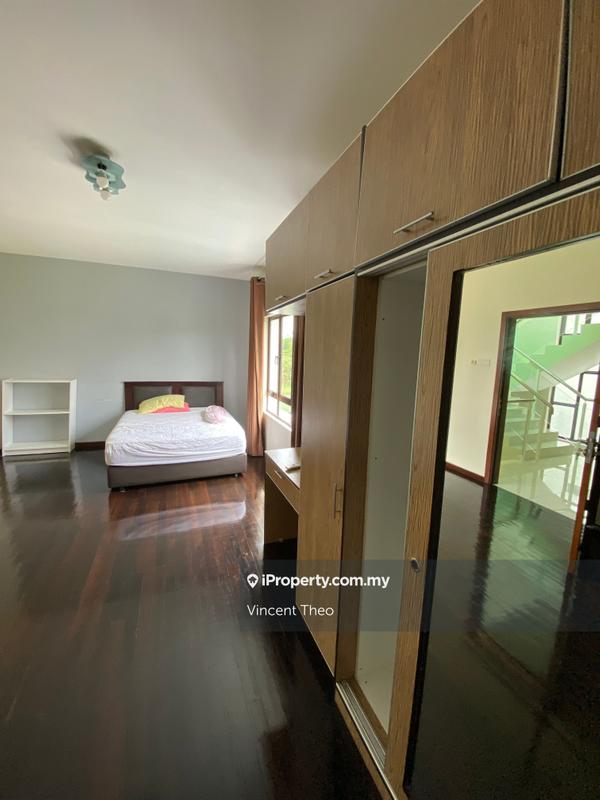 3.5-storey Terraced House for Sale in Taman Ampang Hilir, Ampang by Vincent Theo - iProperty.com.my