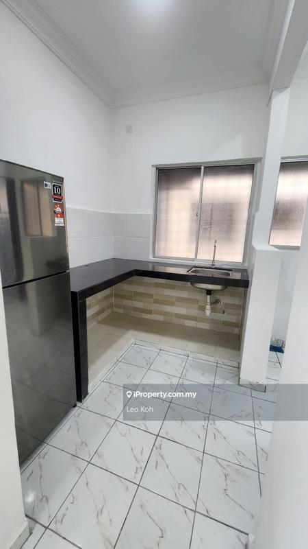 For Sale - Pangsapuri Putra Raya