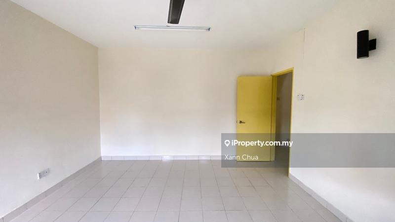 Rumah Berangkai 2.5 Tingkat untuk Dijual di Eminence, Equine, Bdr Putra Permai, Seri Kembangan oleh Xann Chua - iProperty.com.my