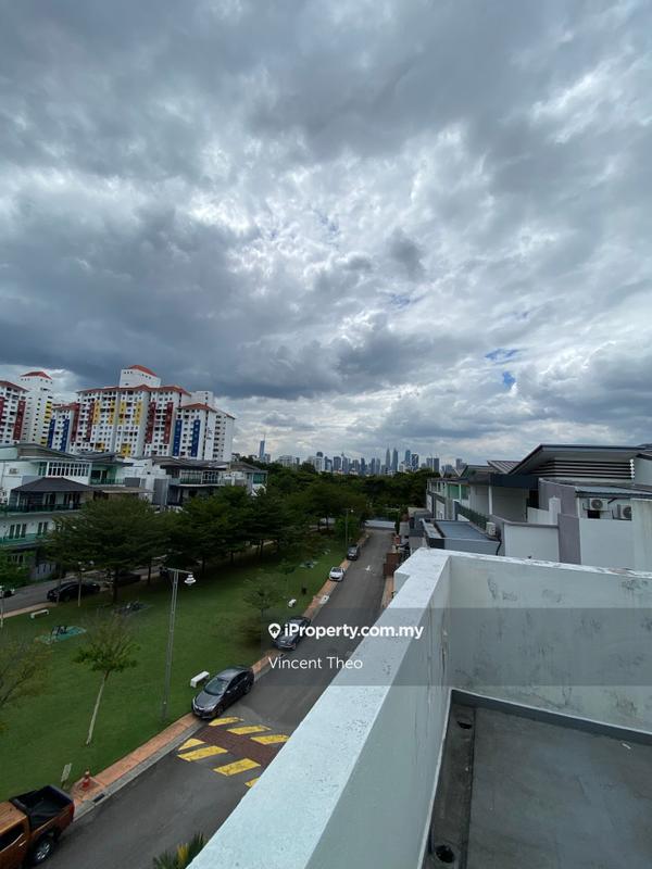 3.5-storey Terraced House for Sale in Taman Ampang Hilir, Ampang by Vincent Theo - iProperty.com.my