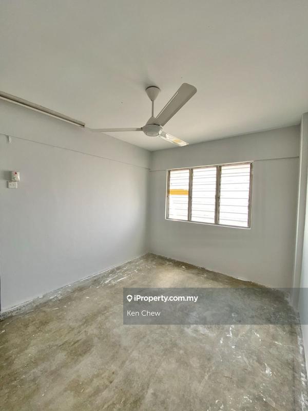 Flat for Rent in Pandan Ria (Block D) by Ken Chew - iProperty.com.my