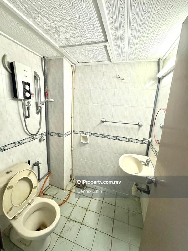 Townhouse for Sale in Taman Lagenda Mas, Cheras by Dennix Chin - iProperty.com.my