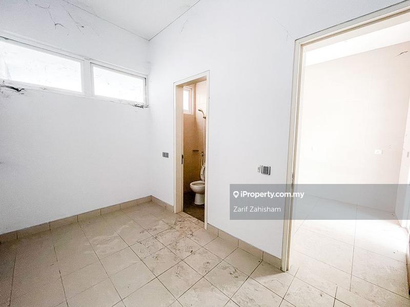 3-storey Terraced House for Sale in Seksyen U8, Shah Alam by Zarif Zahisham - iProperty.com.my