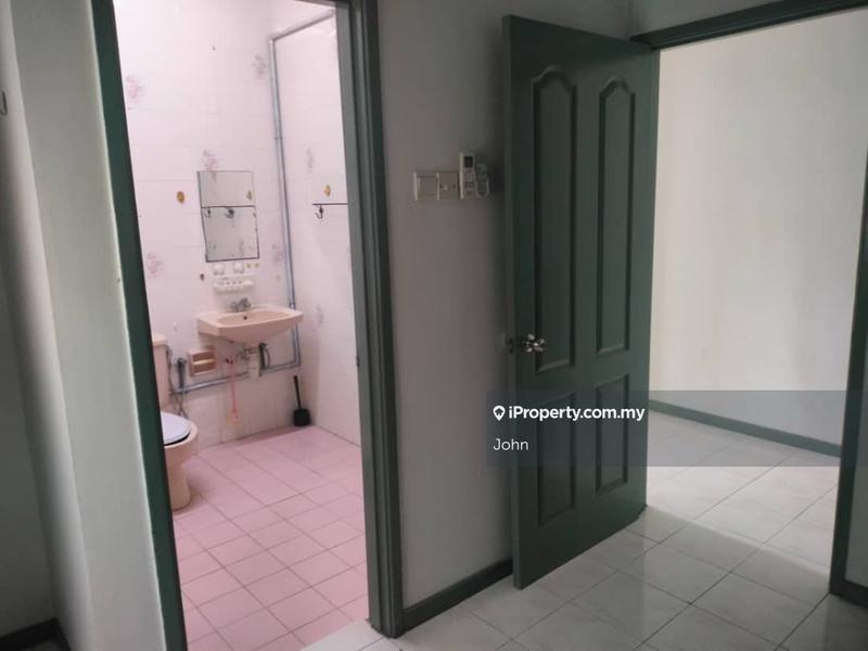 Pangsapuri untuk Dijual di Sri Legenda Apartment oleh John - iProperty.com.my