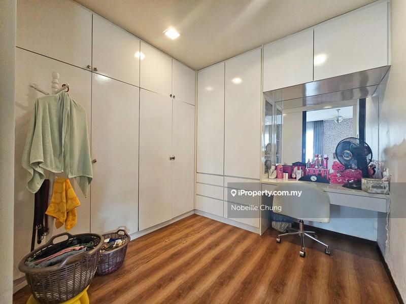 Rumah Berkembar untuk Dijual di Seksyen 27, Shah Alam oleh Nobeille Chung - iProperty.com.my