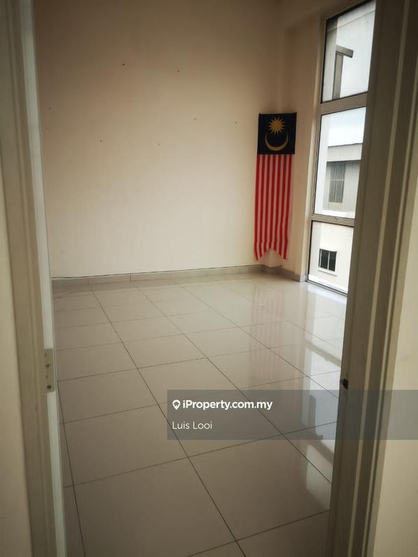 Semi-D Kilang untuk Dijual di Rawang Corporate Industrial Park, Rawang oleh Luis Looi - iProperty.com.my