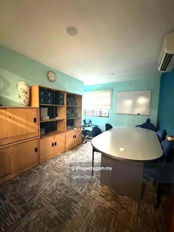 Kedai untuk Dijual di Taman Molek, Johor Bahru oleh Grace Chew - iProperty.com.my