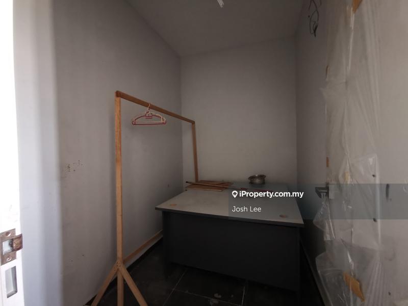 Service Residence for Sale in Serini Melawati by Josh Lee - iProperty.com.my
