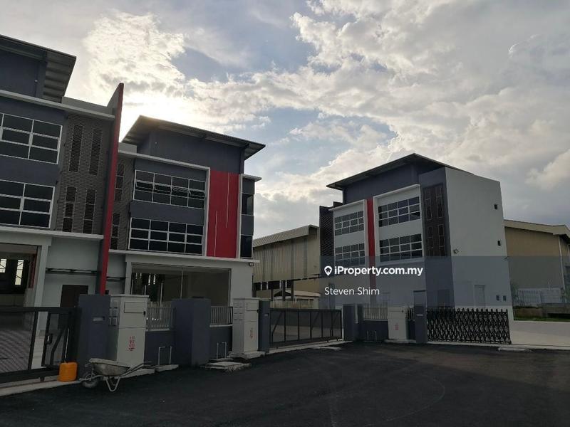 Kilang Berkembar untuk Dijual di Bukit Angkat Industrial Park, Kajang oleh Steven Shim - iProperty.com.my