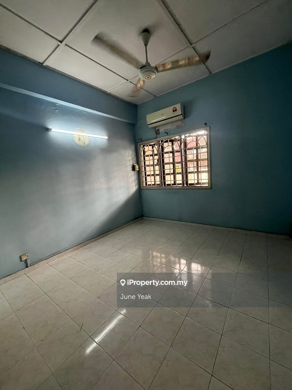 1.5-storey Terraced House for Sale in Subang Jaya, Selangor by June Yeak - iProperty.com.my