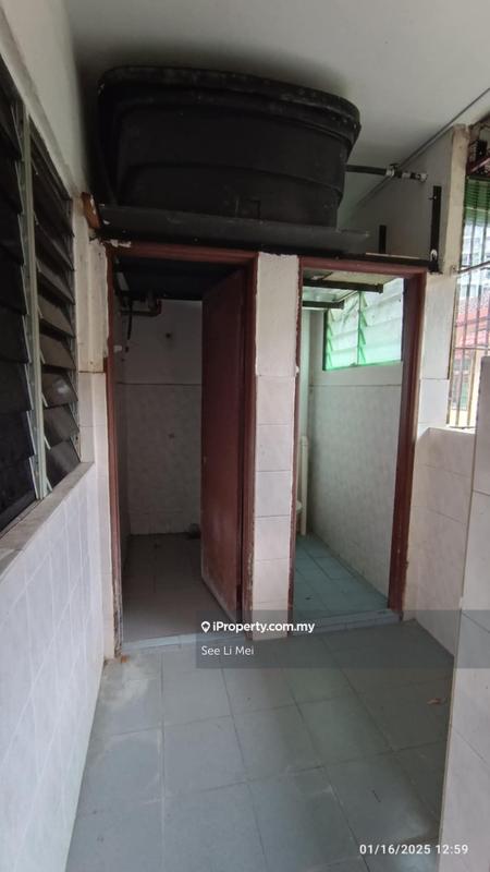 Flat for Sale in Putri Laksamana by See Li Mei - iProperty.com.my