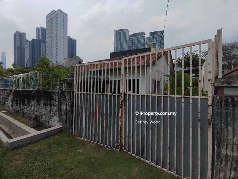 Rumah Berkembar untuk Dijual di Taman Miharja, Cheras oleh Jeffrey Wong - iProperty.com.my