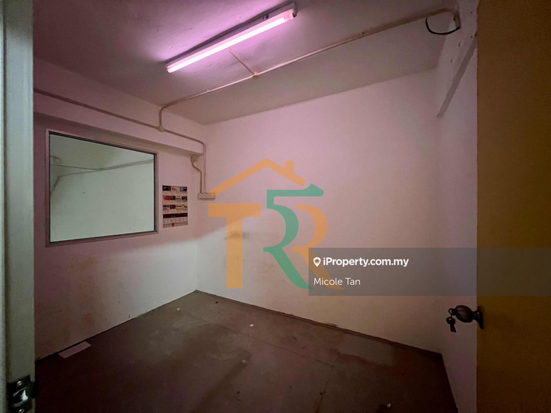 Shop-Office for Rent in Bandar Muar, Muar by Micole Tan - iProperty.com.my