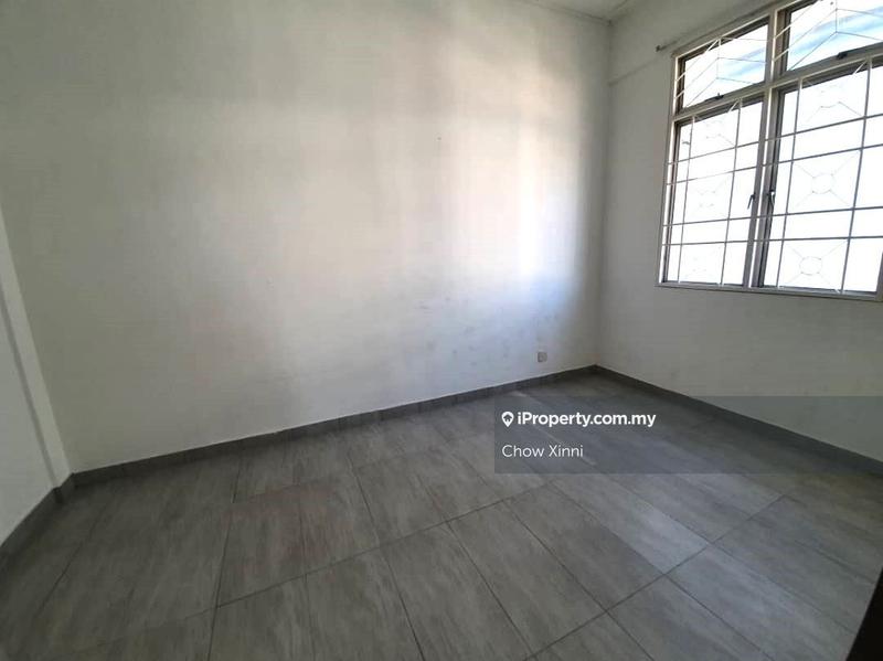 Pangsapuri untuk Dijual di Subang Perdana Goodyear Court 9 oleh Chow Xinni - iProperty.com.my