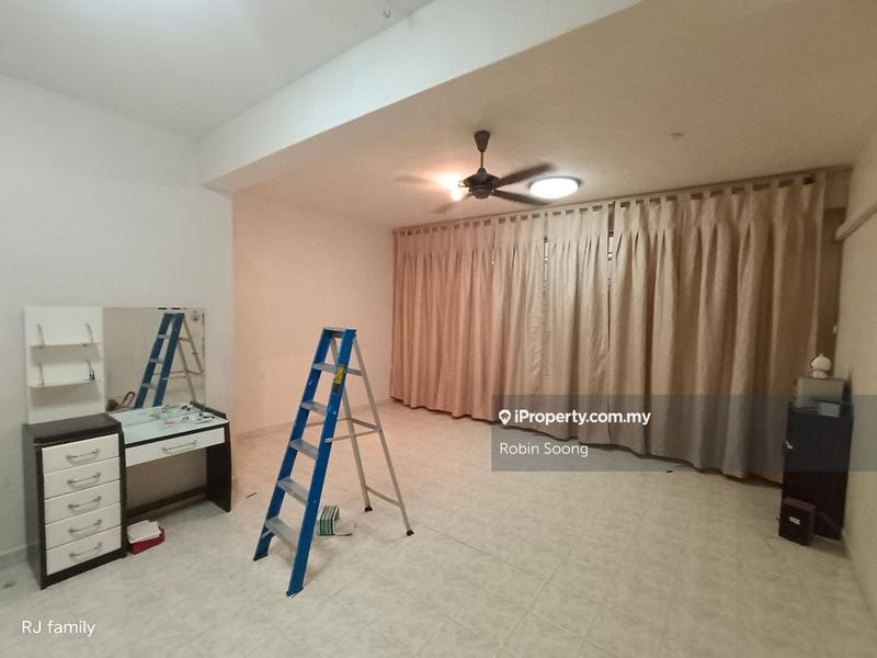 Shop-Office for Sale in Jonker Walk, Melaka City by Robin Soong - iProperty.com.my