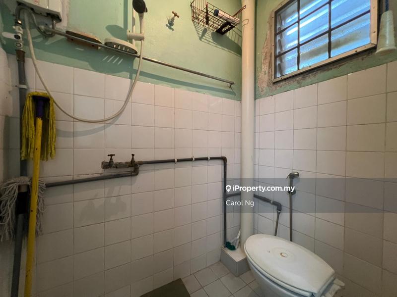 Rumah Teres 2-Tingkat untuk Dijual di Bandar Country Homes, Rawang oleh Carol Ng - iProperty.com.my