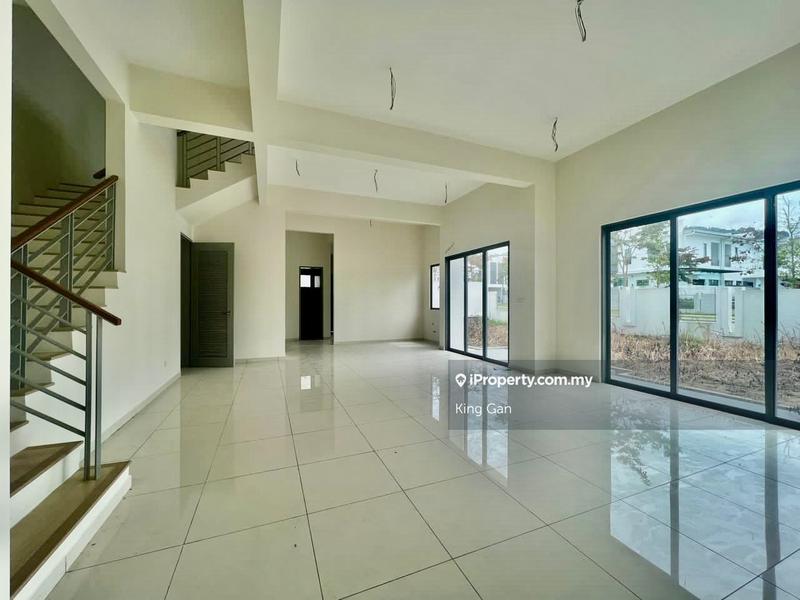 Semi-Detached House for Sale in Taman Semanja, Kajang, Kajang by King Gan - iProperty.com.my