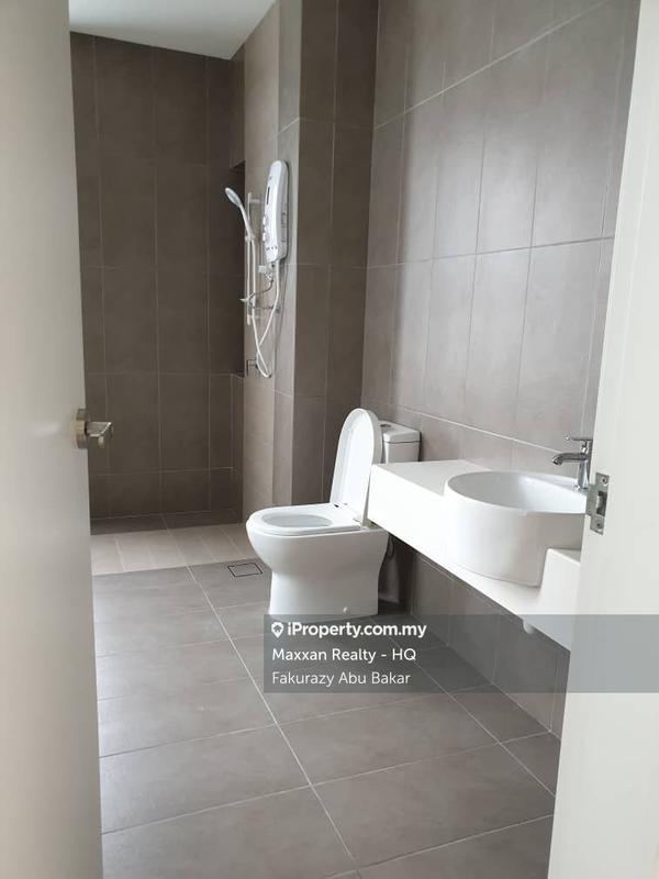 Townhouse for Sale in Ridgefield Residence, Kajang by Fakurazy Abu Bakar - iProperty.com.my