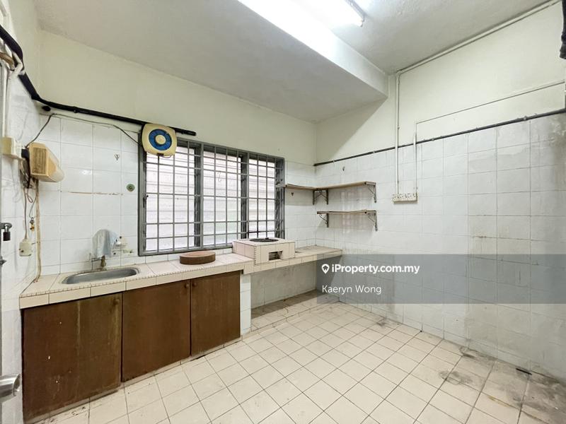 3-storey Terraced House for Sale in Taman Putri Jaya, Cheras by Kaeryn Wong - iProperty.com.my