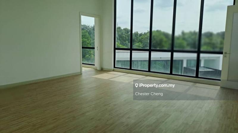 Bungalow House for Sale in Subang Heights, Subang Jaya by Chester Cheng - iProperty.com.my