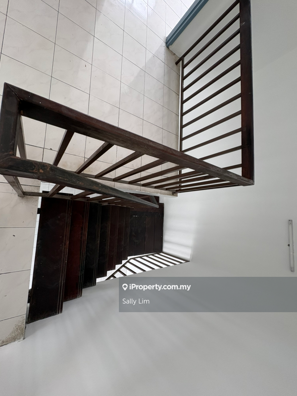 Rumah Teres 2-Tingkat untuk Dijual di Taman Puncak Jalil, Seri Kembangan oleh Sally Lim - iProperty.com.my