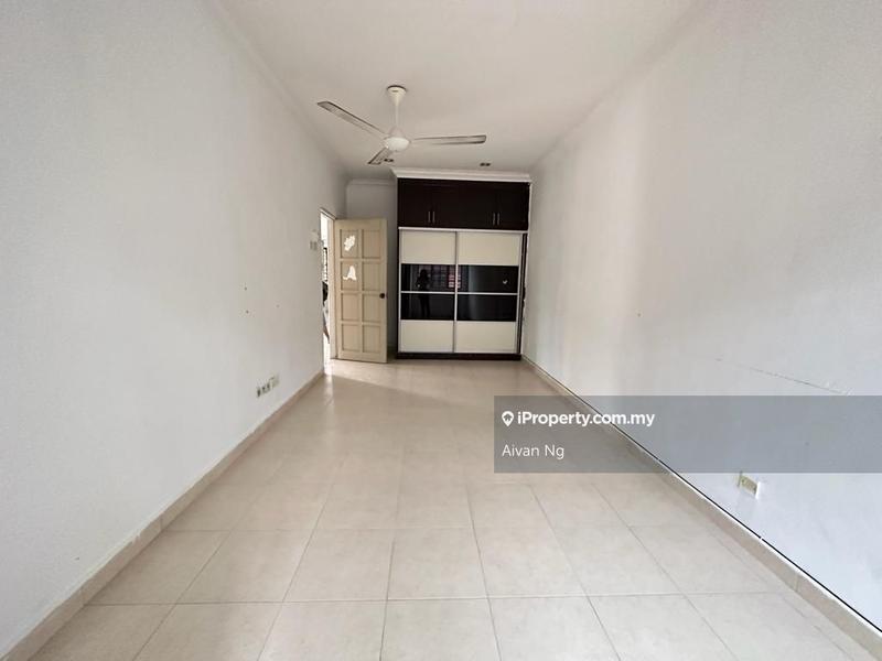 Rumah Teres 2-Tingkat untuk Dijual di Sungai Long, Bandar Sungai Long oleh Aivan Ng - iProperty.com.my