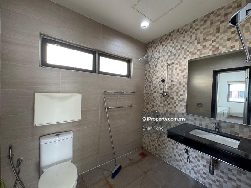 Bungalow House for Sale in Sierramas, Sungai Buloh by Brian Tang - iProperty.com.my