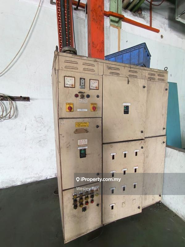 Kilang Terpisah untuk Dijual di Merlimau Huge Factory and Warehouse For Sale, Merlimau oleh Wesley Tan - iProperty.com.my