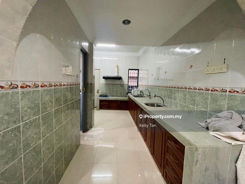 Rumah Teres 2-Tingkat untuk Dijual di Bandar Tun Hussein Onn, Cheras oleh Kelly Tan - iProperty.com.my