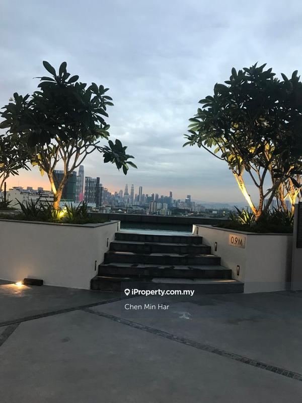 For Rent - 28 Boulevard