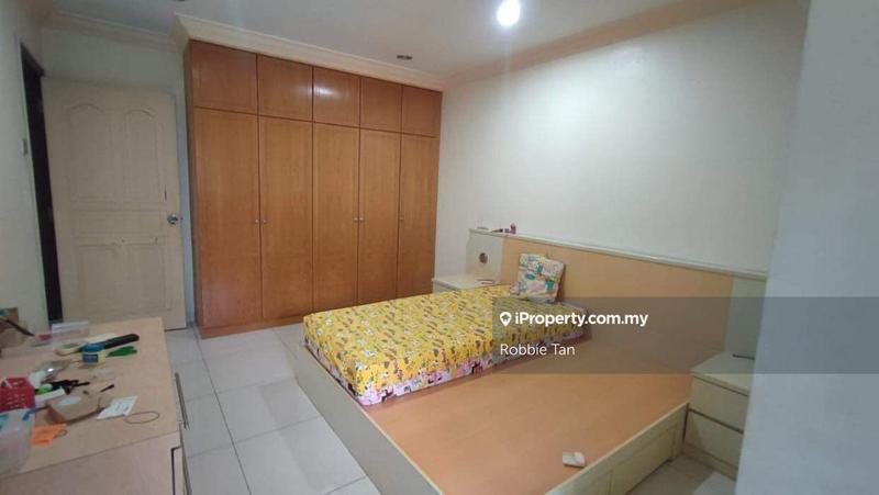 Condominium for Sale in Datin Halimah Condominium by Robbie Tan - iProperty.com.my