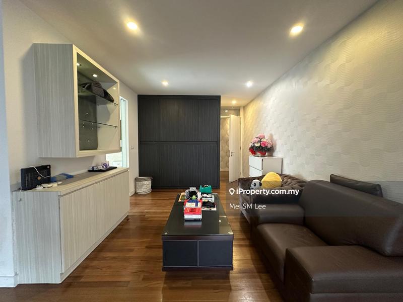 Bungalow House for Sale in Twin Palms @ Sungai Long, Bandar Sungai Long by Mei SM Lee - Twin Palms, Sungai Long Living Room - iProperty.com.my