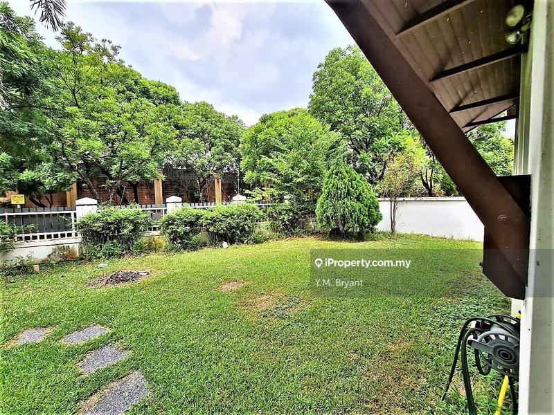 Rumah Berkembar untuk Dijual di Ara Damansara, Selangor oleh Bryant Be - iProperty.com.my