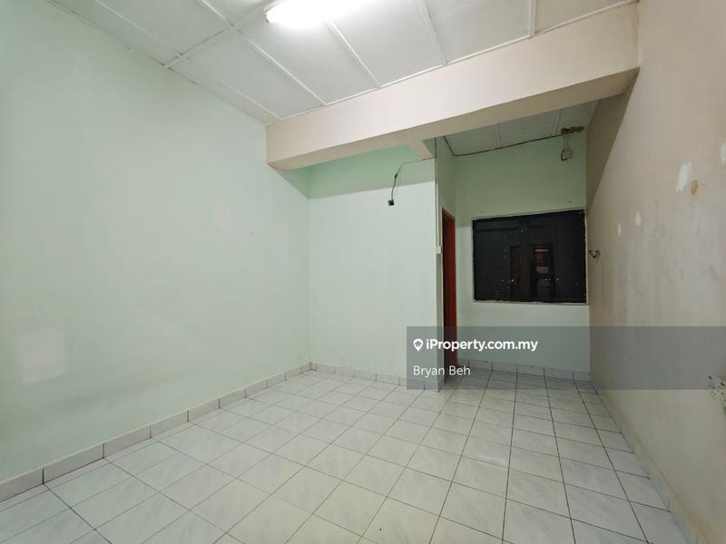 Pangsapuri untuk Dijual di Taman Lembah Maju 600 Apartment oleh Bryan Beh - iProperty.com.my
