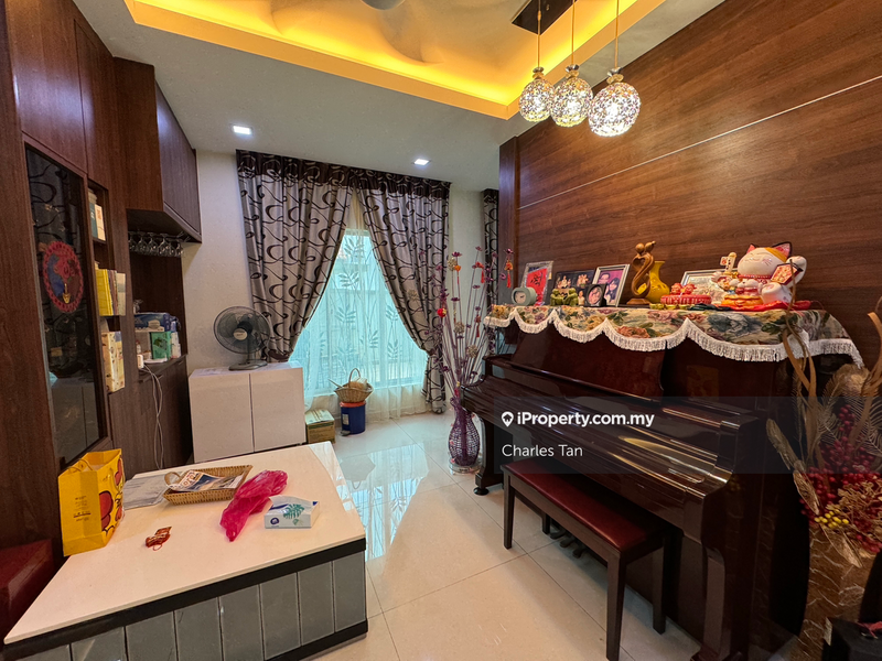 Rumah Berkembar untuk Dijual di Bandar Kinrara Seksyen 5, Bandar Kinrara oleh Charles Tan - iProperty.com.my