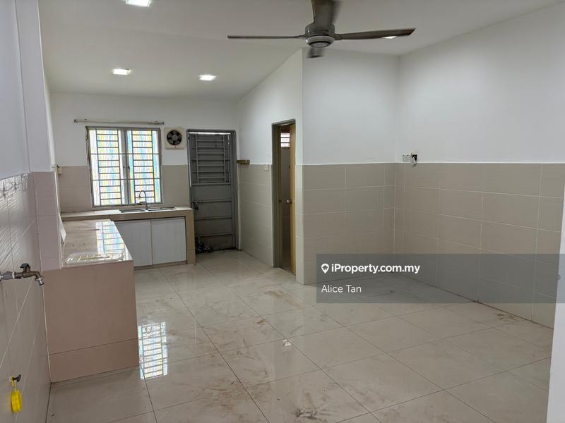 Rumah Berangkai 2 Tingkat untuk Dijual di Kampung Gombak Indah, Batu Caves oleh Alice Tan - iProperty.com.my