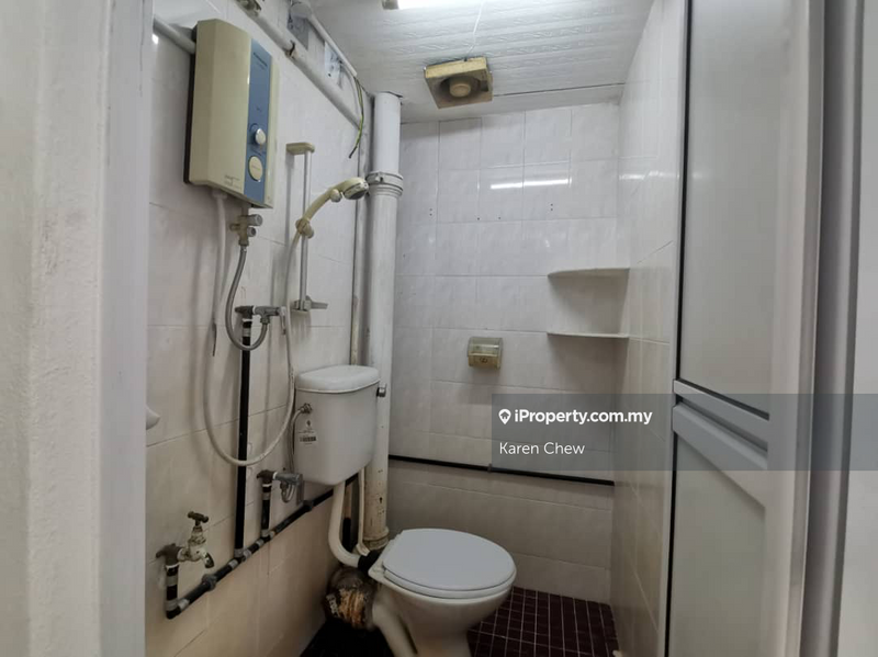 Rumah Berangkai 1 Tingkat untuk Dijual di Fettes Park, Tanjung Tokong oleh Karen Chew - iProperty.com.my