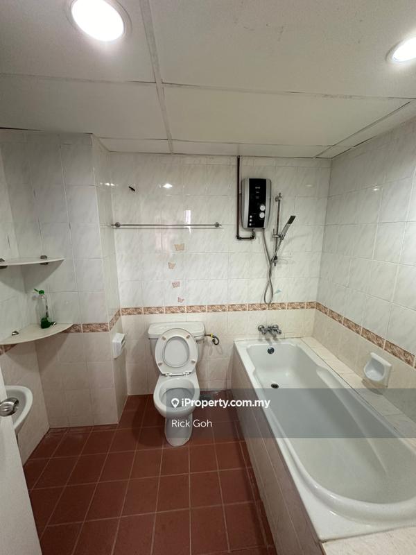 For Rent - Parkview Towers