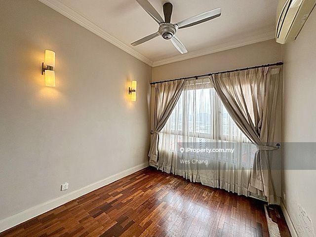 Kondominium untuk Dijual di Surian Condominium oleh Wes Chang - iProperty.com.my