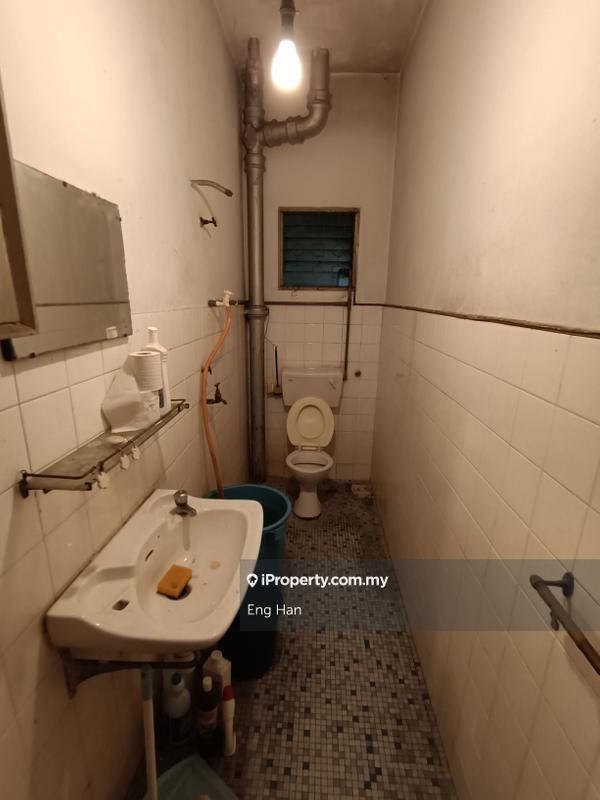 2-storey Terraced House for Sale in Taman Overseas Union (Taman Oug), Jalan Klang Lama (Old Klang Road) by Eng Han - iProperty.com.my