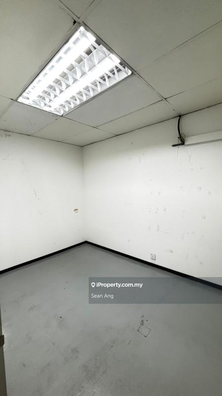 For Sale - Good condition, Freehold Factory, Office Renovated, Vacant Now, KIP